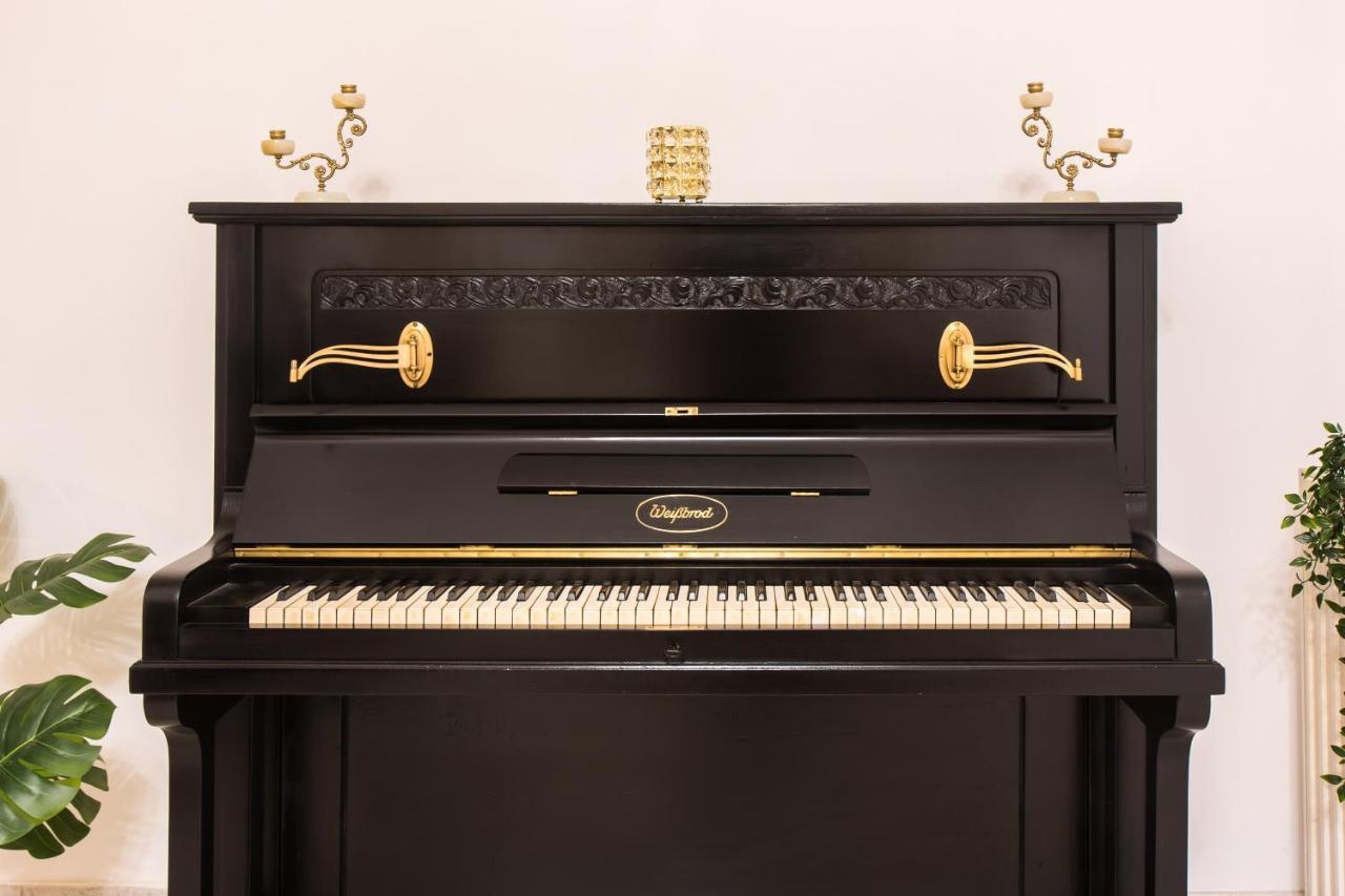 Niochori Heritage: The Pianist Suite Rhodes City エクステリア 写真